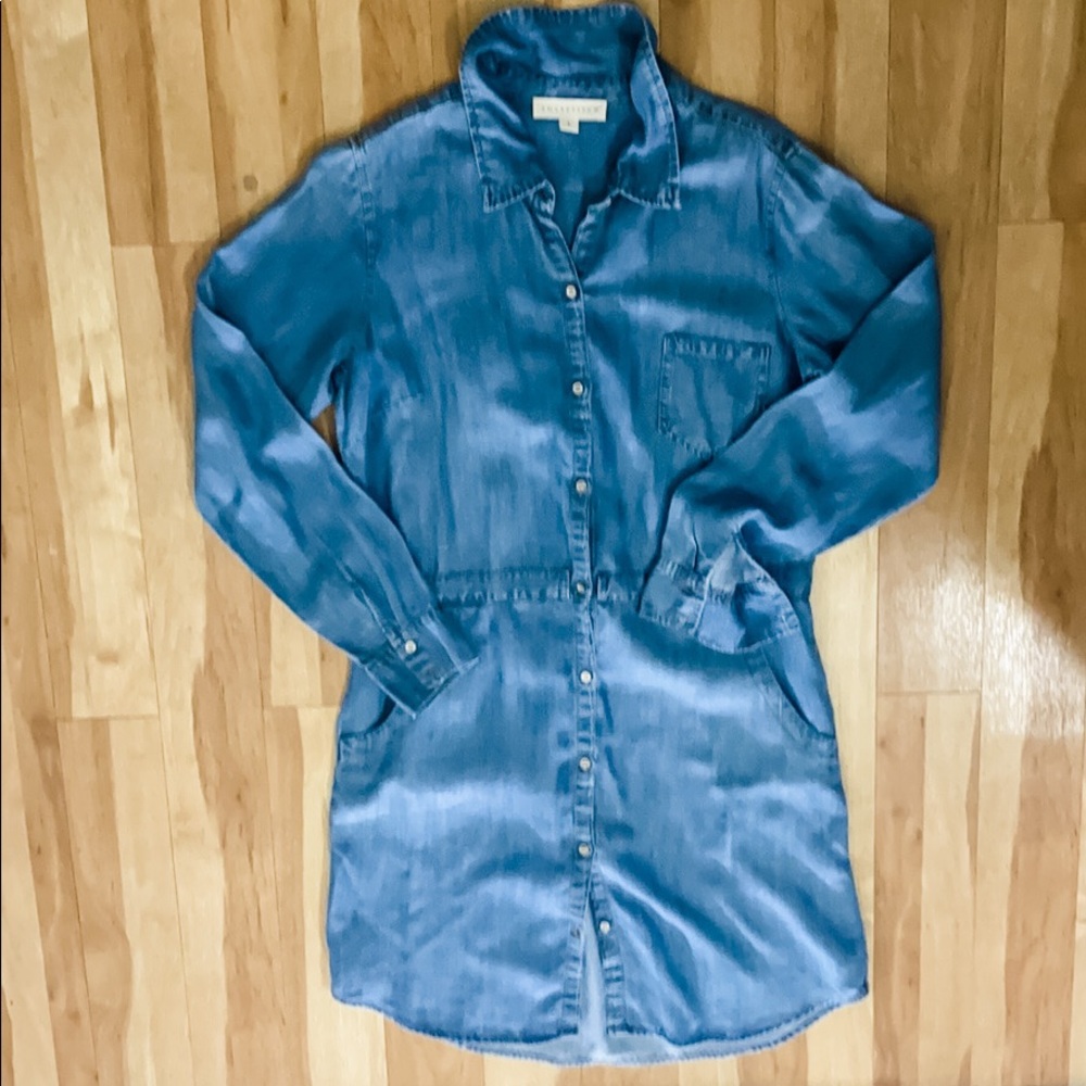 Denim dress